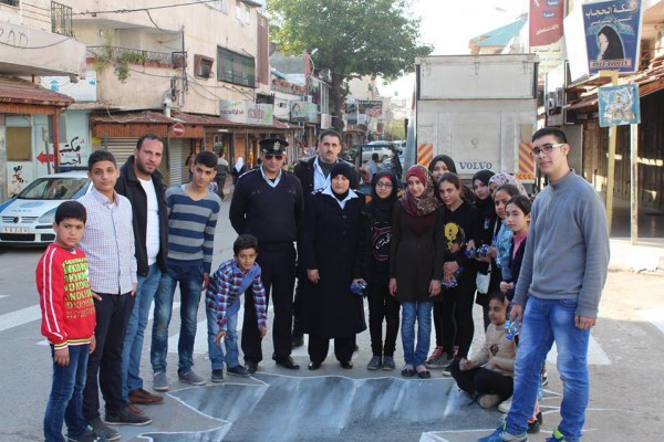 طلائع مشروع الإنجاز الشبابي يطلقون أنشطة مبادرة "امشي بحارتك" في محافظة قلقيلية