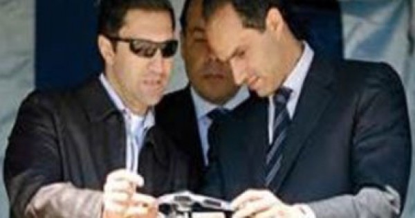 الكسب غير المشروع: جمال وعلاء مبارك مازالا ممنوعين من السفر والتصرف فى أموالهما