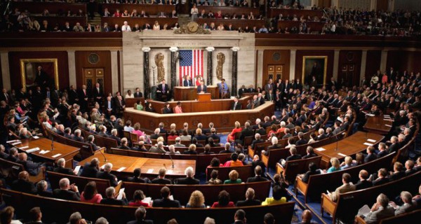 القناة العاشرة: الكونغرس يوجه ضربة لنتنياهو بتجميده العقوبات ضد إيران