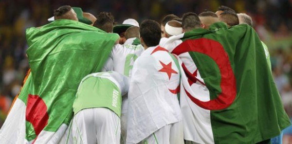 الجزائر تضرب السنغال بهدفين وتبلغ ربع نهائي الكان