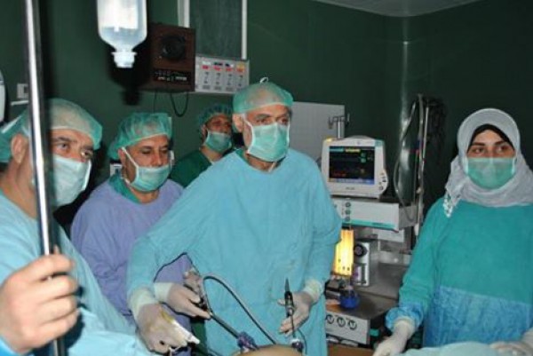 نقلة نوعية بجراحة المناظير في مستشفى الولادة بمجمع الشفاء الطبي