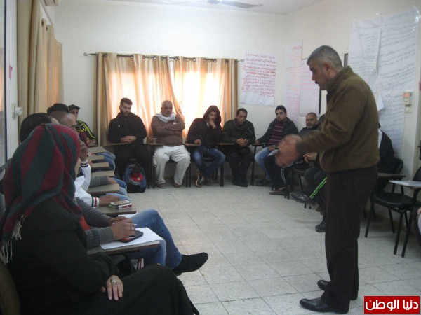 الهلال الأحمر ينفذ ورشة "مهارات حياتية" بالتعاون مع بلدية قلقيلية