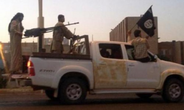 داعش يختطف موظفين من حقل نفطي بكركوك