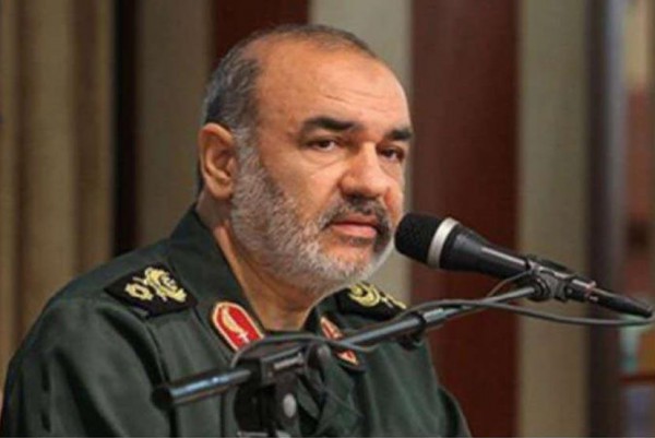 قائد الحرس الثوري الإيراني يؤكد أن بلاده تعد نفسها لمواجهة القوى العالمية