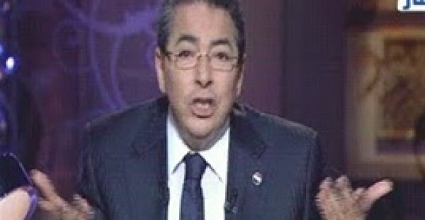 محمود سعد: "يا نهار إسود أنا اشتريت حاجات من محل إخوان"
