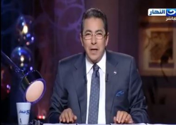 محمود سعد : إحنا لازم نرمي الشعب في البحر