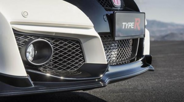 هوندا Civic Type R الجديدة تزأر في جنيف
