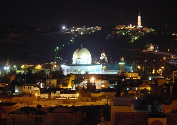 مسائكم من القدس أجمل