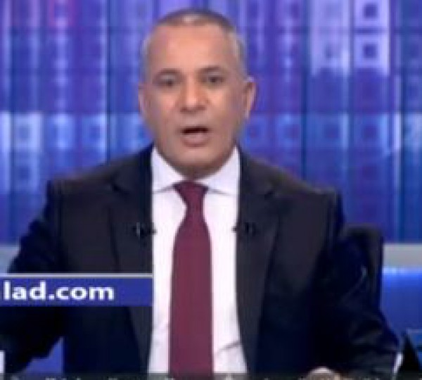 أحمد موسى: إرجعوا للسجاير اللّف علشان توفروا