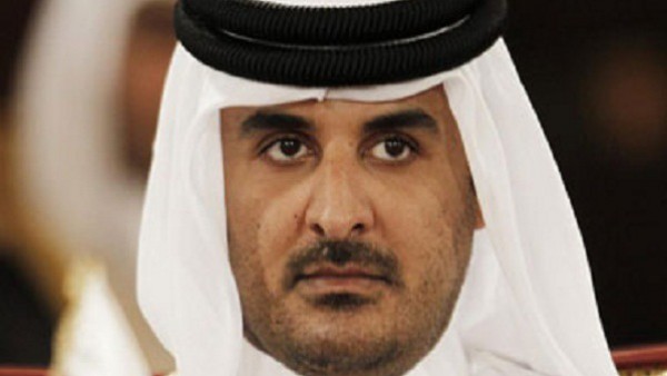 بالفيديو.. خيري رمضان لـ"أمير قطر": "وحياة أمك.."!