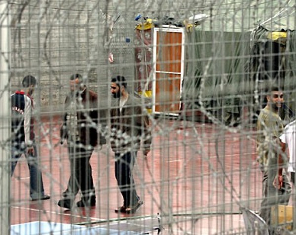 "مهجة القدس": جلسة حاسمة بين أسرى الجهاد وإدارة السجون غداً في سجن ريمون