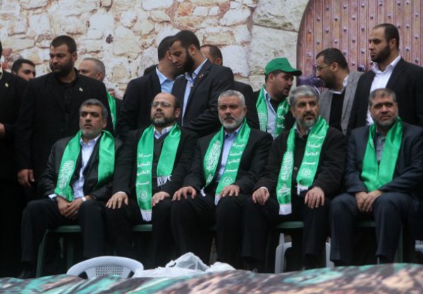 في رد قد يقلب الموازين.. برهوم: مصر بقرار اعتبار حماس إرهابية لم تعد راعيا لملف المصالحة