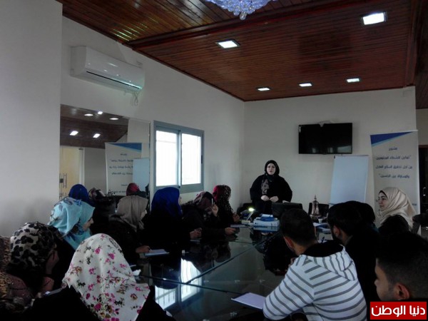 نضال المرأة وبالتعاون مع طاقم شؤون المرأة تنظم "دورة صحافة وإعلام لطلبة جامعة القدس المفتوحة بسلفيت