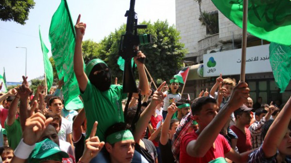 مسيرات حاشدة لحماس في غزة تنديدا بقرار المحكمة المصرية