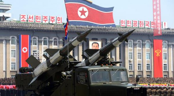 كوريا الشمالية تطلق صاروخين قصيري المدى قبالة ساحلها
