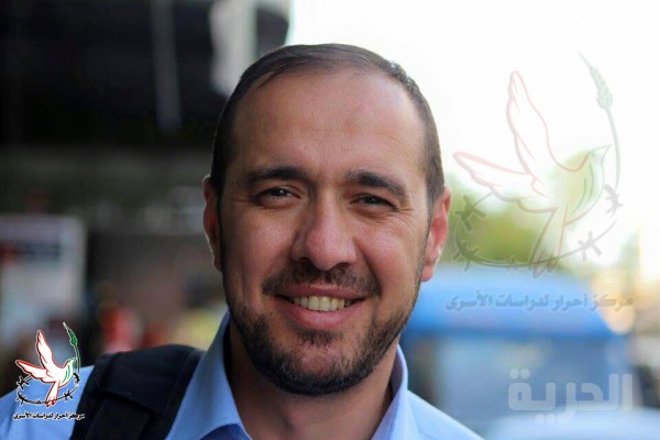 أحرار: الاحتلال يفرج اليوم عن الأسير د.فاروق عاشور بعد 5 شهور في الاعتقال الاداري