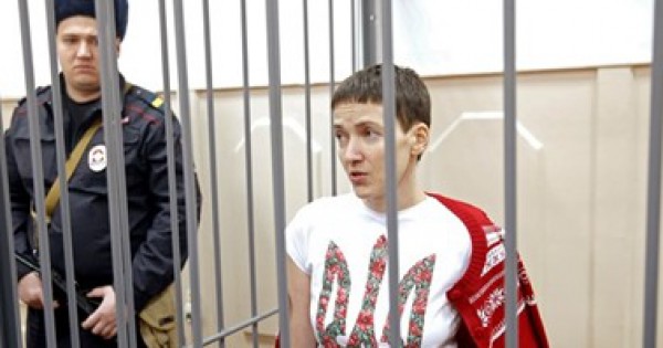 محكمة روسية ترفض التماسا للإفراج عن الطيارة الأوكرانية المحتجزة
