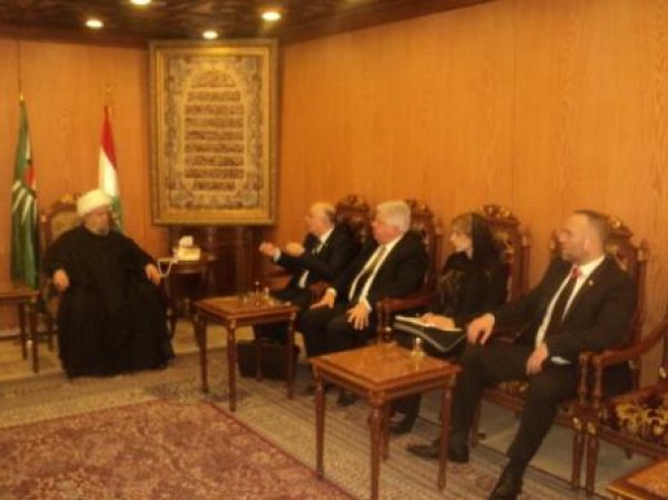 وزير خارجية البرلمان الدولي يلتقي نائب رئيس المجلس الشيعي الأعلى و وضعه بأجواء زيارته لدمشق