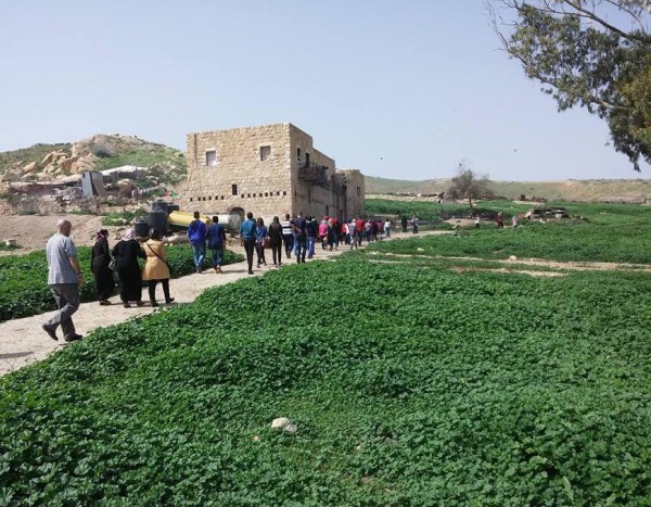 مديرية السياحة والآثار وجامعة النجاح ومجلس قروي وادي الفارعة ينظمان جولة سياحية أثرية لطبة قسم الآثار والسياحة