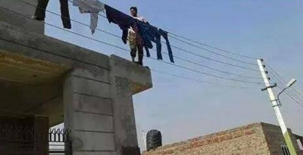 النشر على أسلاك الكهرباء