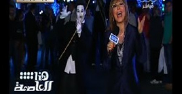 موقف مضحك لـ "لميس الحديدي" على الهواء