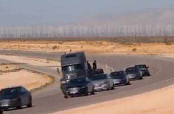 التكنولوجيا في عالم السيارات