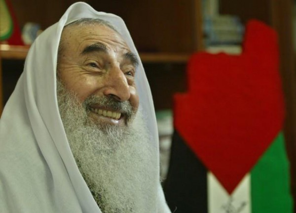 حماس في ذكرى اغتيال الشيخ أحمد ياسين : لن نترك سلاح المقاومة