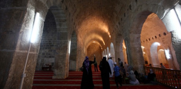 الفقه الإسلامي يرجئ الحكم الشرعي في زيارة المسلمين للقدس تحت الإحتلال