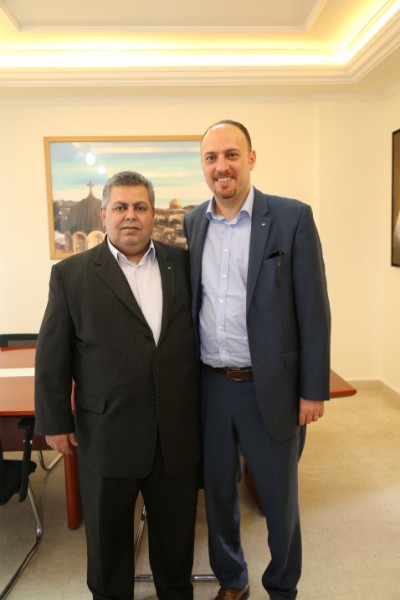 مشيعل يستقبل مفوض العلاقات السياسية لحركة فتح