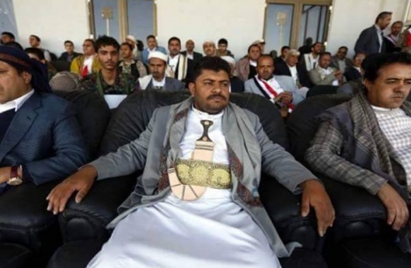 في أول لقاء له بعد #عاصفة_الحزم ..رئيس جمهورية الحوثيين: قوتنا لم تتأثر والخيارات مفتوحة