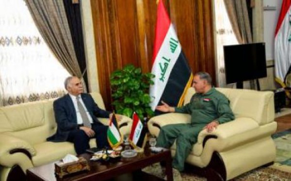 سفير فلسطين في العراق يلتقى وزير الدفاع العراقي