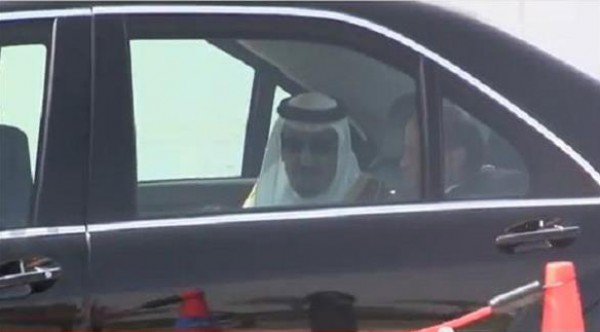 هادي يغادر شرم الشيخ بصحبة العاهل السعودي الملك سلمان