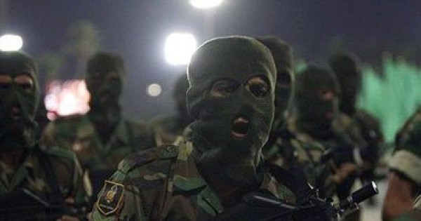 الجيش الليبى يطلق سراح 3 عمال مصريين احتجزتهم جماعة مسلحة ببنغازى