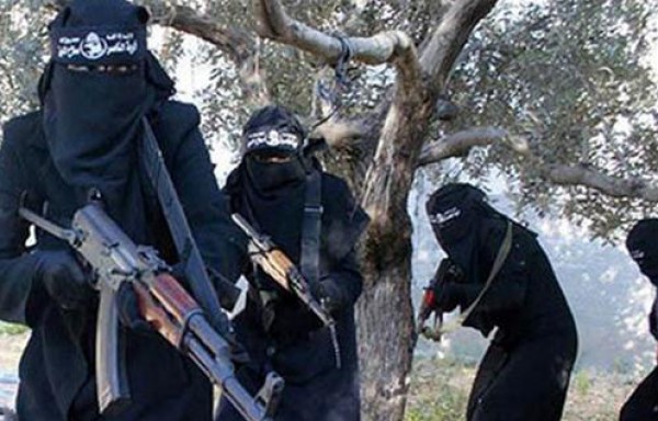 70 ألمانية في صفوف "داعش".. و"جهاز أمن الدولة" يحذر من استقطاب الفتيات القاصرات