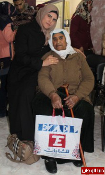 الجامعة العربية الأمريكية تنظم نشاطا ترفيهيا للمسنات في جمعية بيت المسنين بمناسبة يوم الام