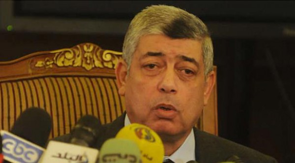 مصر: وزير الداخلية السابق يناقش تشكيل "لوبي مجتمعي" لمواجهة الإخوان