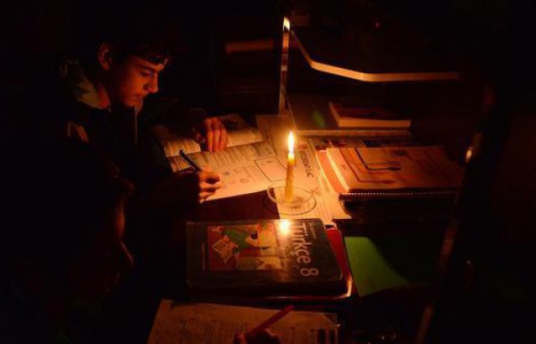 عودة الكهرباء إلى مدن تركية بعد انقطاع لساعات