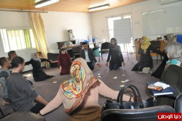 برنامج غزة للصحة النفسية يختتم دورة تدريبية بعنوان اليوغا والتأمل