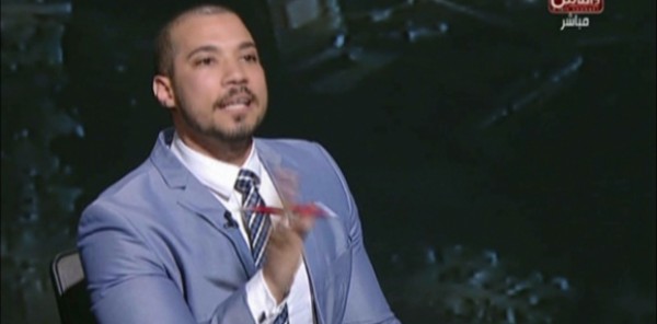 البحيري منفعلاً على ممثل الأزهر : عايزك تركز في الكلام وبلاش الواتس أب