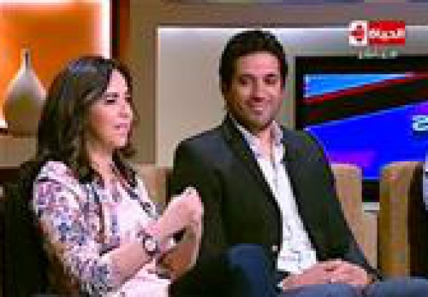 عمرو الليثي " يوقع " بين إيمي و حسن الرداد على الهواء
