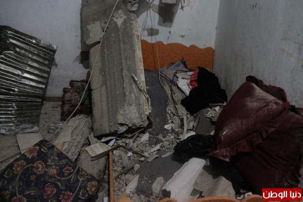 شاهد بالصور : كيف استشهدت "مسنة" بعد انهيار منزلها ؟