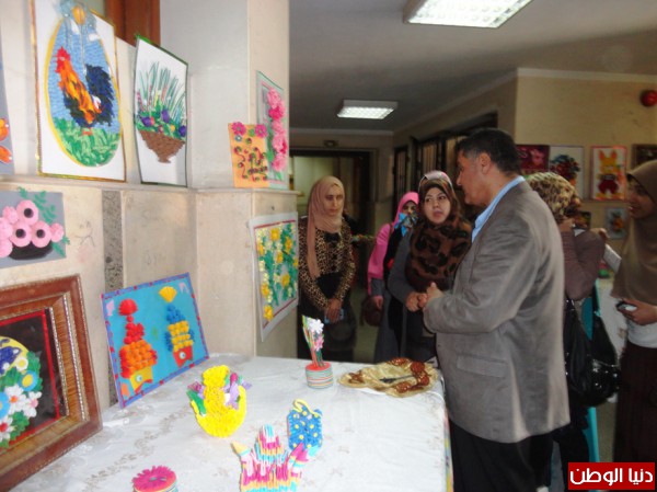انطلاق معرض طواعية الورق في المشغولات اليدوية تحت إشراف د.ريهام السباعي