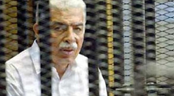 بداية محاكمة رئيس وزراء مبارك السابق في قضية كسب غير مشروع