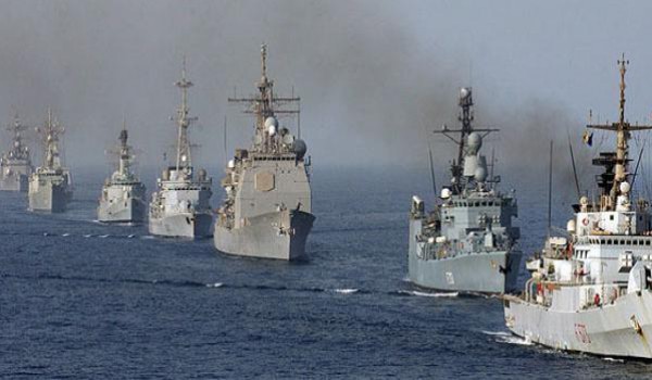 أنباء أميركية عن تحريك سفن إيرانية إلى عدن