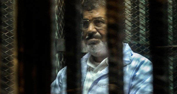 اليوم.. محاكمة تاريخية لمرسي والإخوان تدعو لمظاهرات معارضة