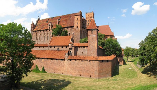 قلعة ميلبورك في بولندا
