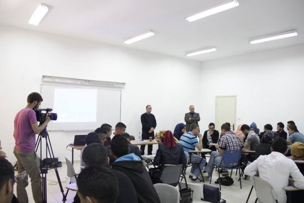 كلية فلسطين الأهلية الجامعية تعقد تدريباً لطلبتها حول فنيات التحرير الصحفي