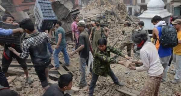 نيبال: ارتفاع عدد قتلى الزلزال إلى أكثر من 1910 شخص
