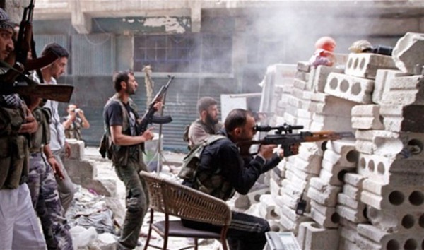 المعارضة السورية تسيطر على حواجز حكومية بريف حماة
