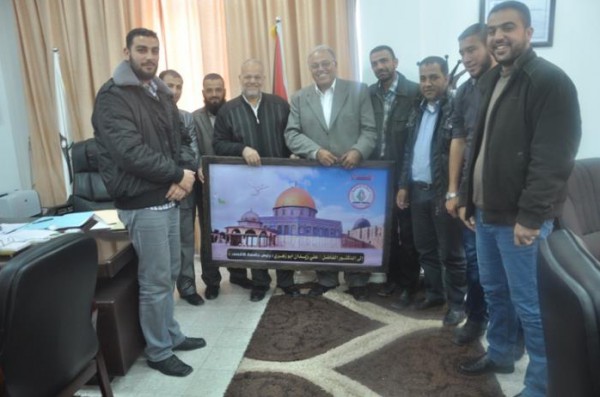 الرابطة الاسلامية تزور رئيس جامعة الأقصى الدكتور علي أبو زهري بغزة